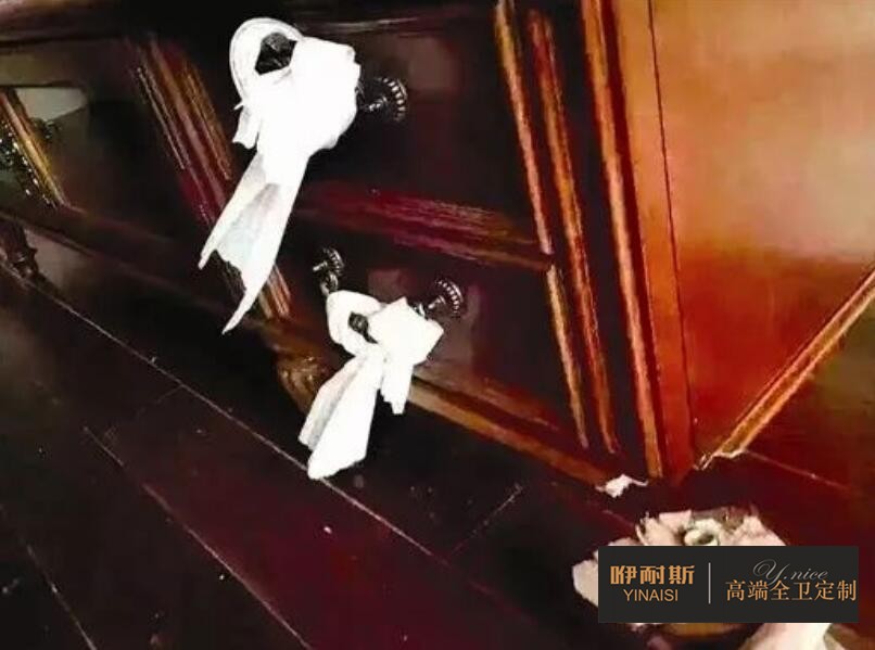 實木浴室柜為什么這么貴？